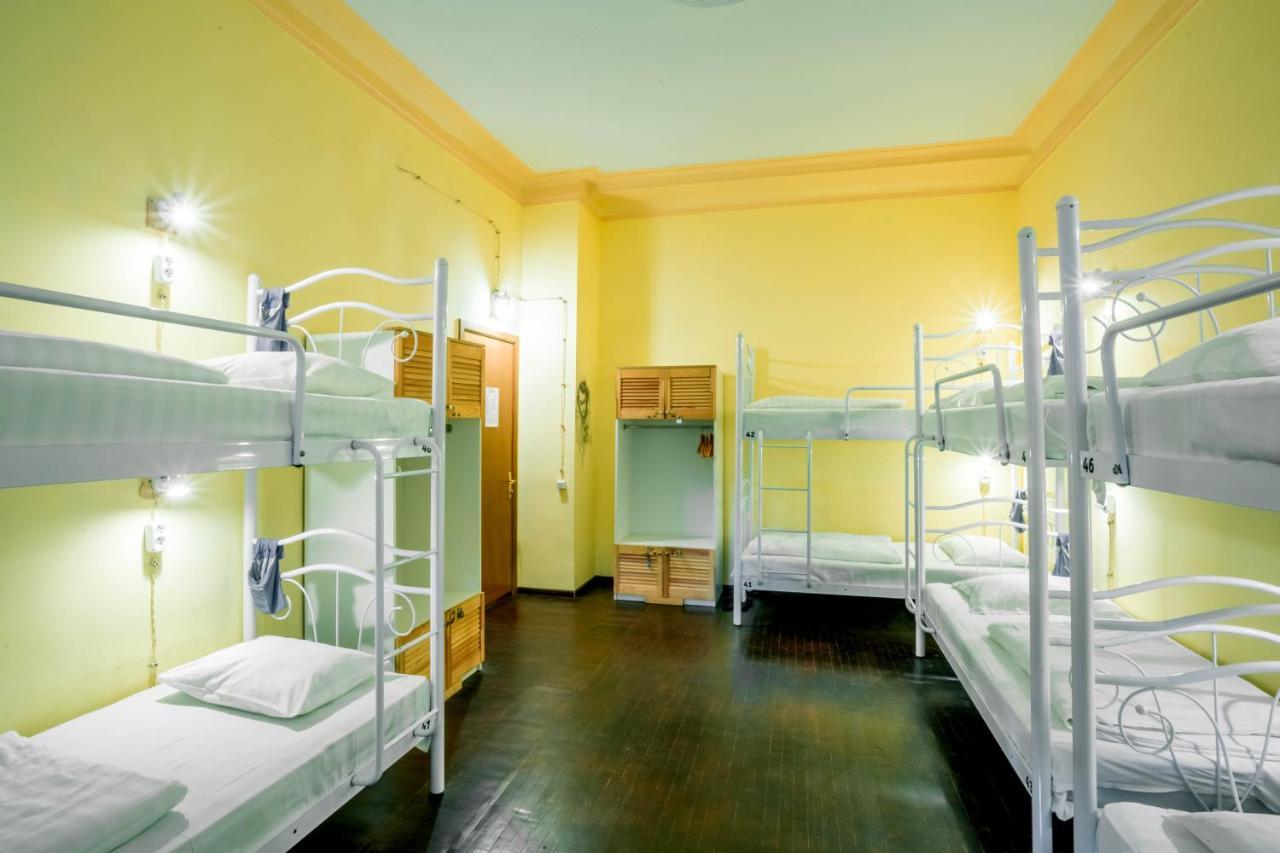 Garis Factory Hostel Kiev Exterior foto